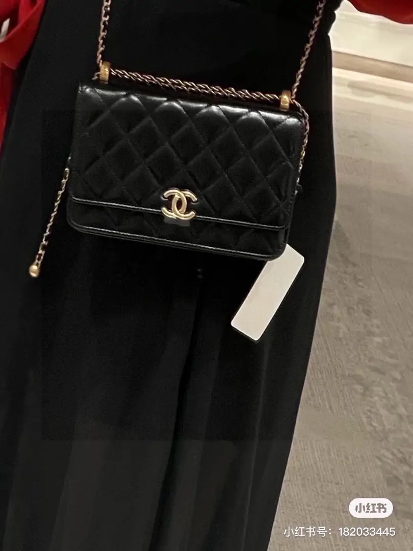 4939-54.6$-CHANEL gallery