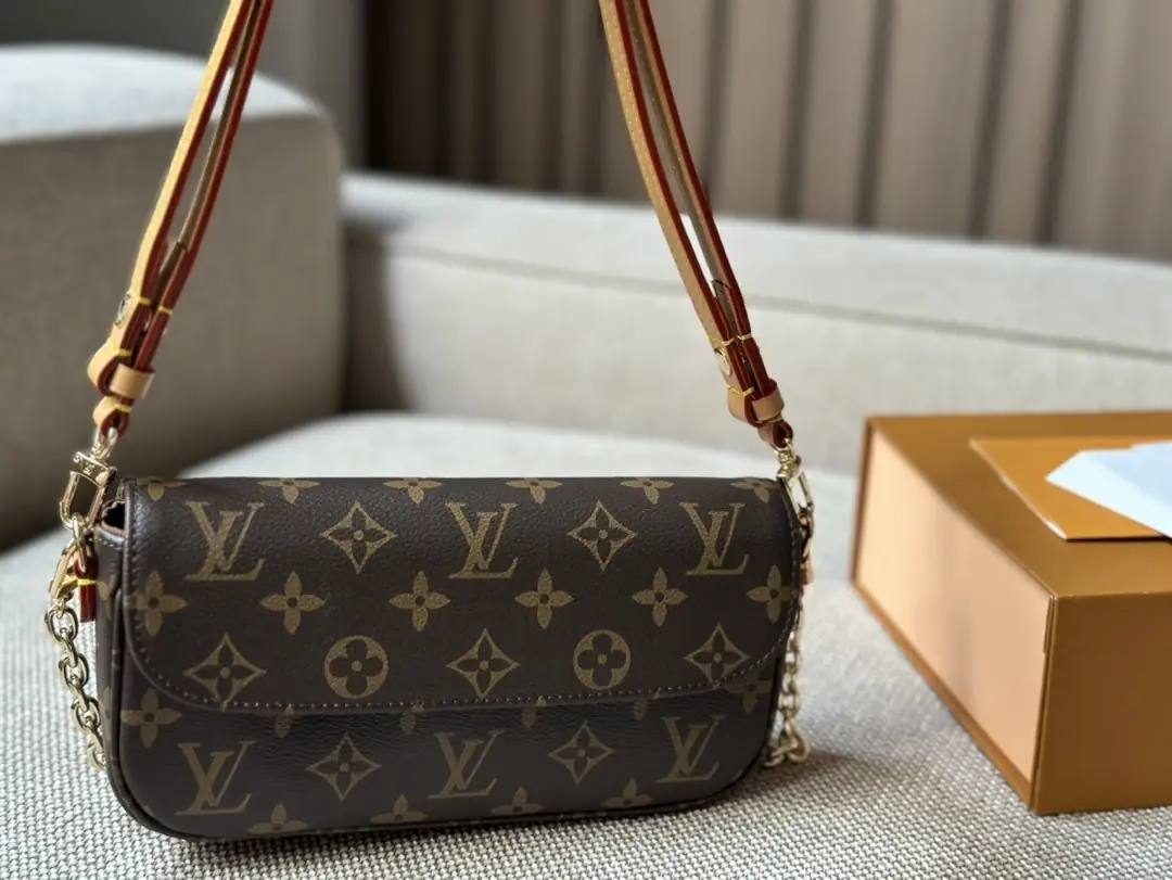 4981-57.8$-LV gallery