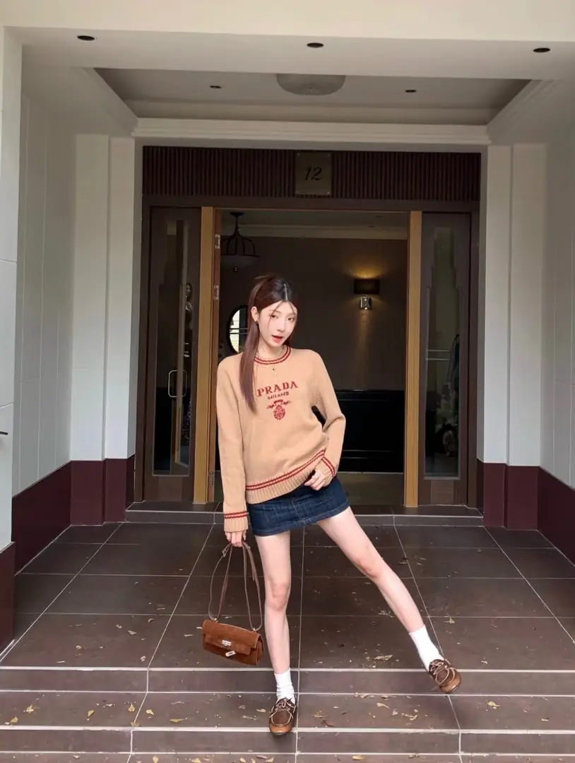 5004-49.99$-PRADA gallery