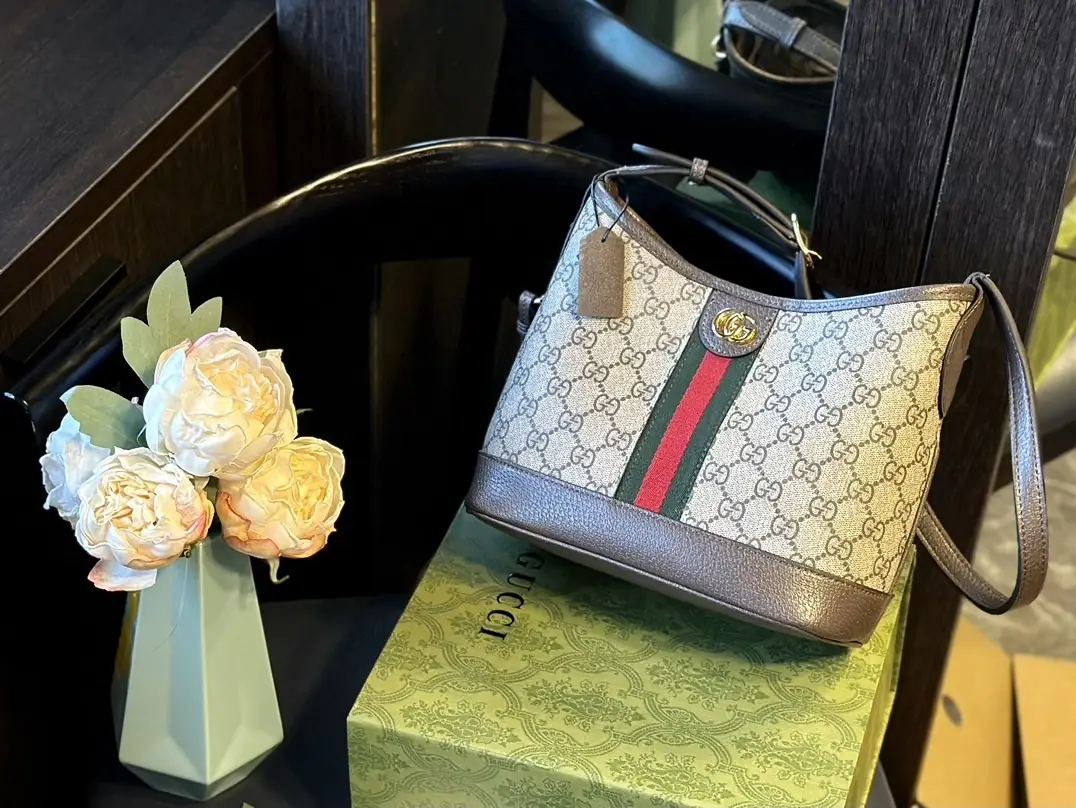 5023-69.99$-gucci gallery