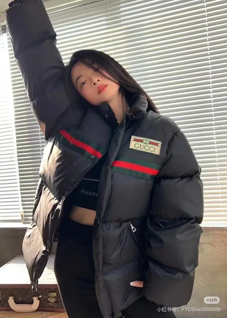 5099-466-66$-GUCCI gallery