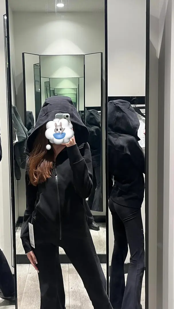 5117-425-58.66$--Lululemon scuba gallery