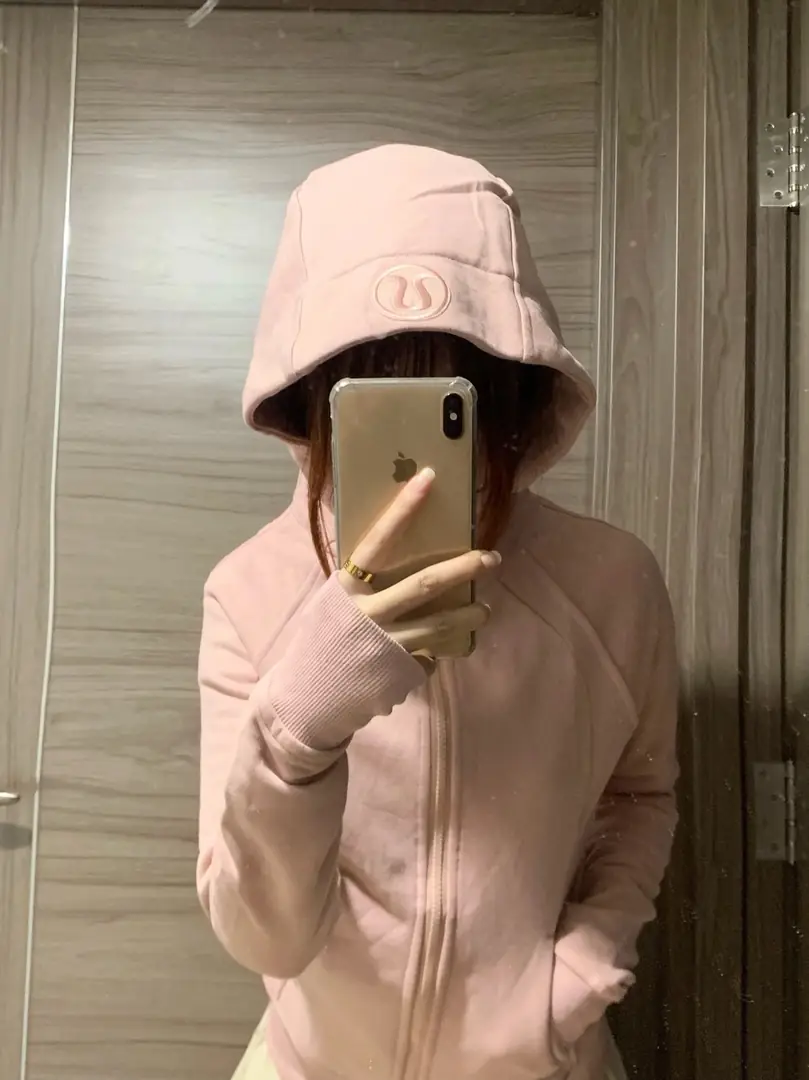 5117-425-58.66$--Lululemon scuba gallery