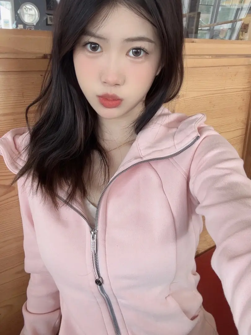 5117-425-58.66$--Lululemon scuba gallery