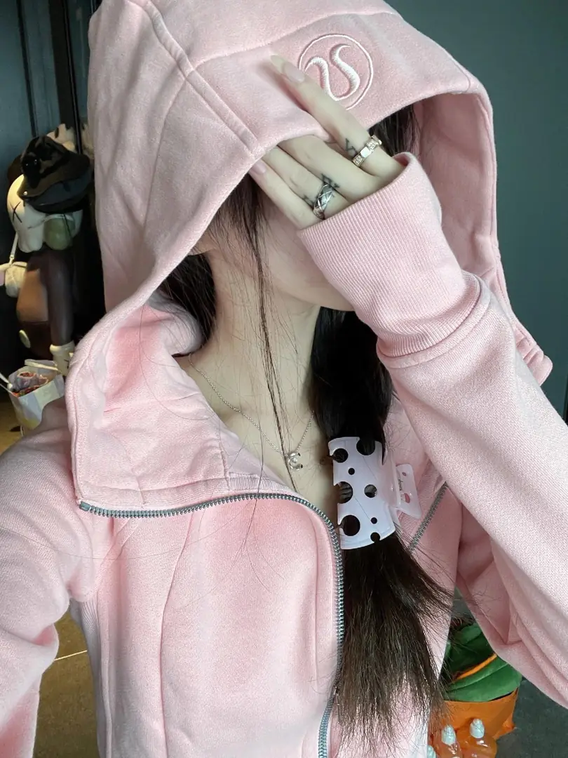 5117-425-58.66$--Lululemon scuba gallery