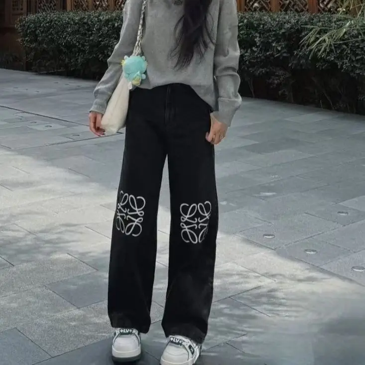 5121-399-loewe gallery