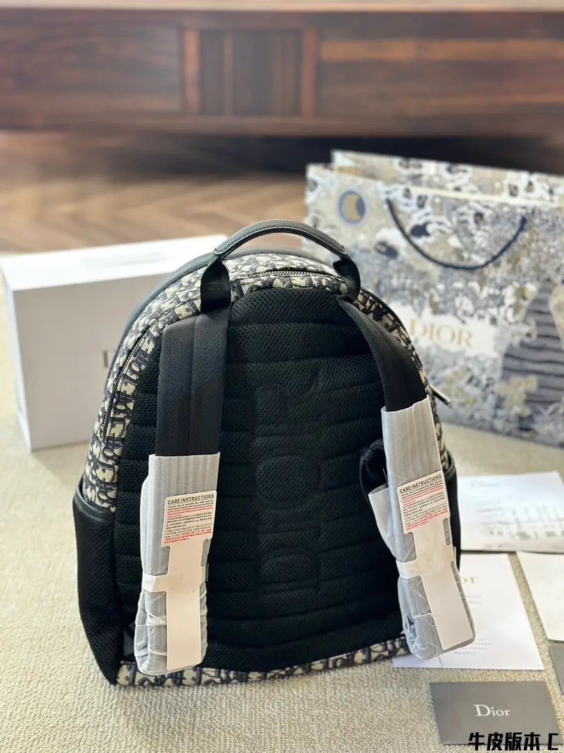 5123-78$-DIOR gallery