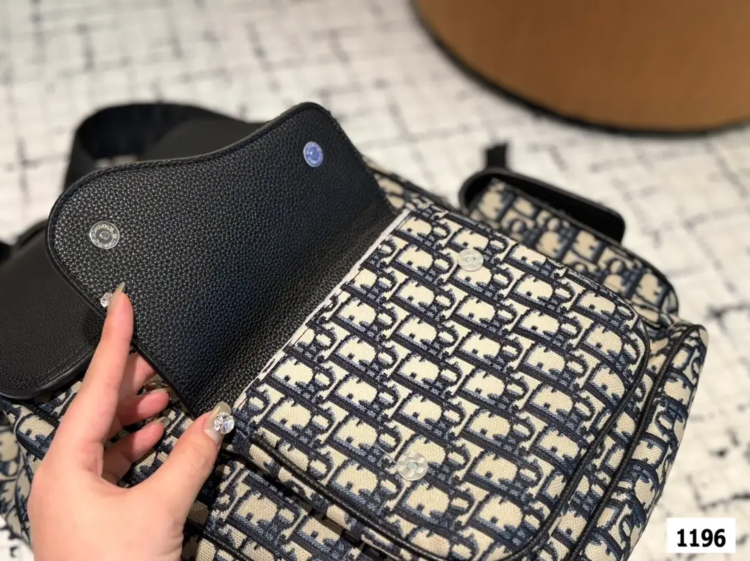 5123-78$-DIOR gallery