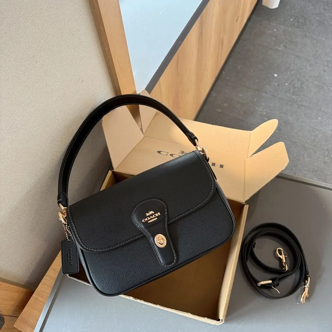 5125-63$-COACH gallery