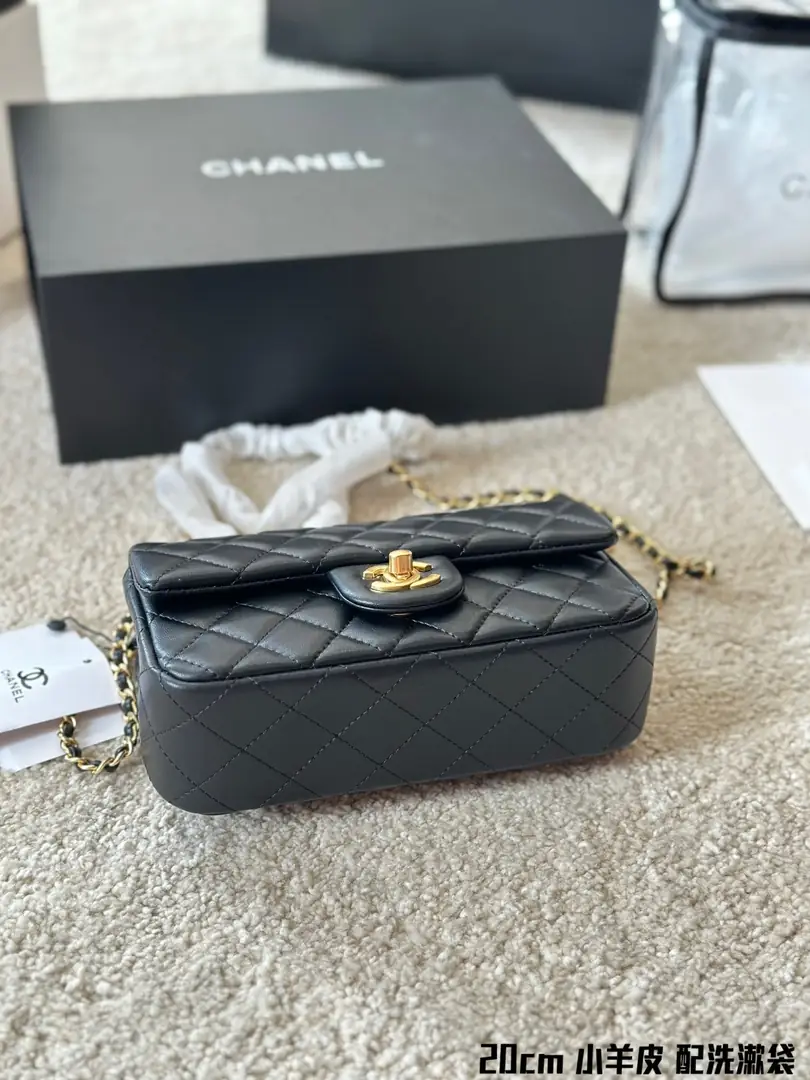 5136-65$-chanel gallery