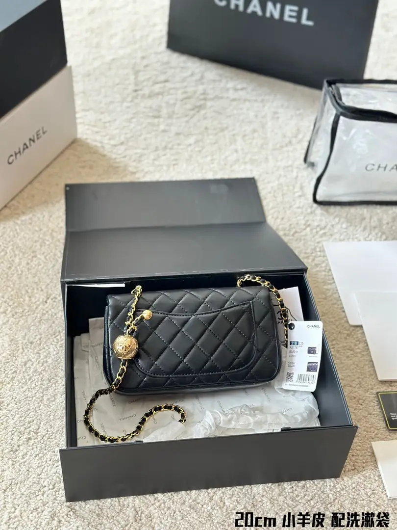 5136-65$-chanel gallery