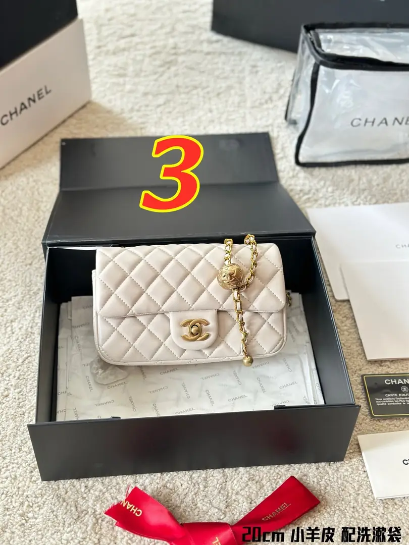 5136-65$-chanel gallery