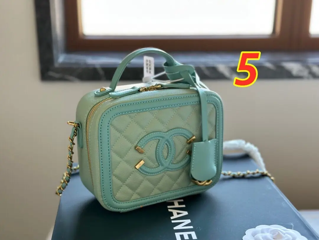 5158-62.8$-CHANEL gallery
