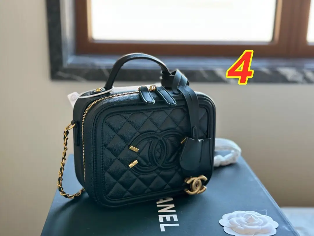 5158-62.8$-CHANEL gallery