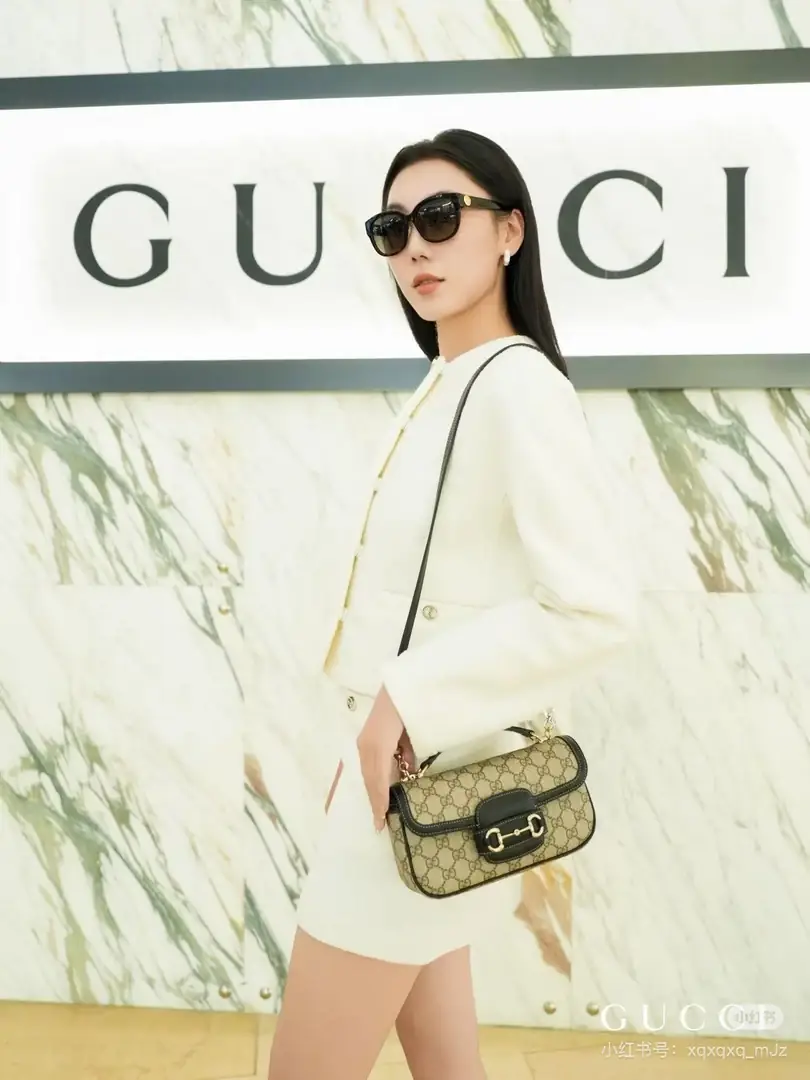 5160-56.8$-GUCCI gallery