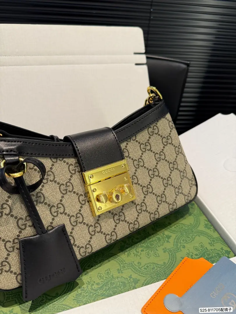 5182-62.8$-gucci gallery