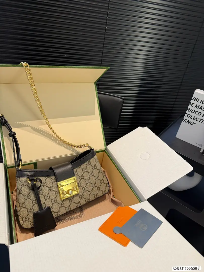 5182-62.8$-gucci gallery