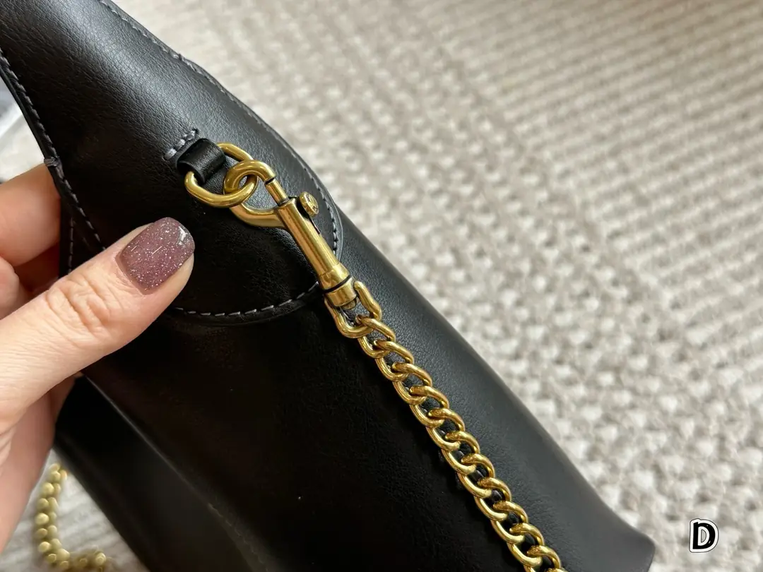 5197-62$-coach gallery