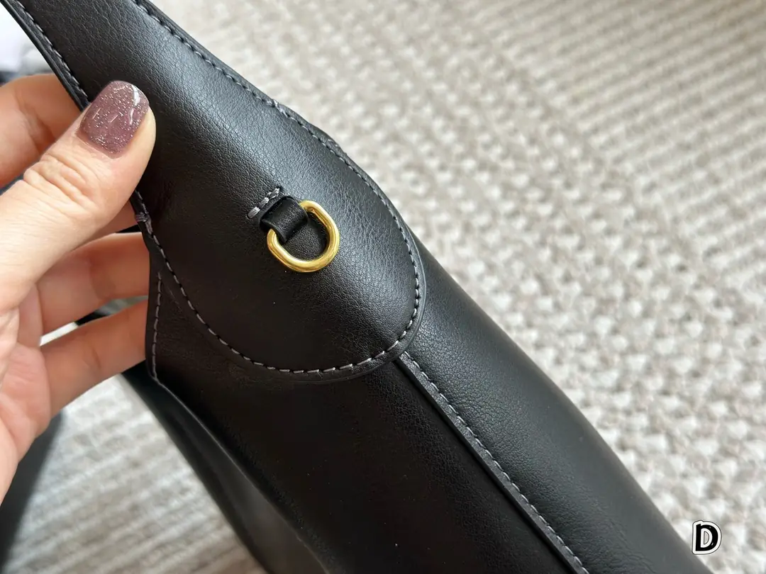 5197-62$-coach gallery