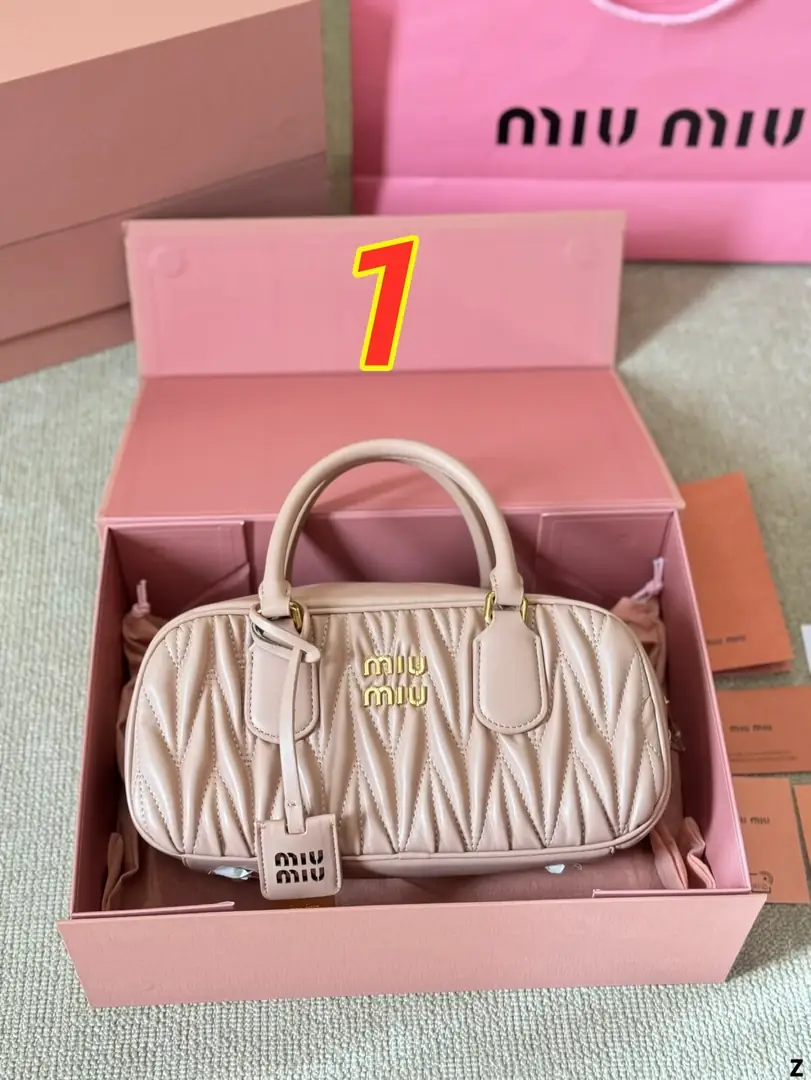 5200-69.9$-MIUMIU gallery