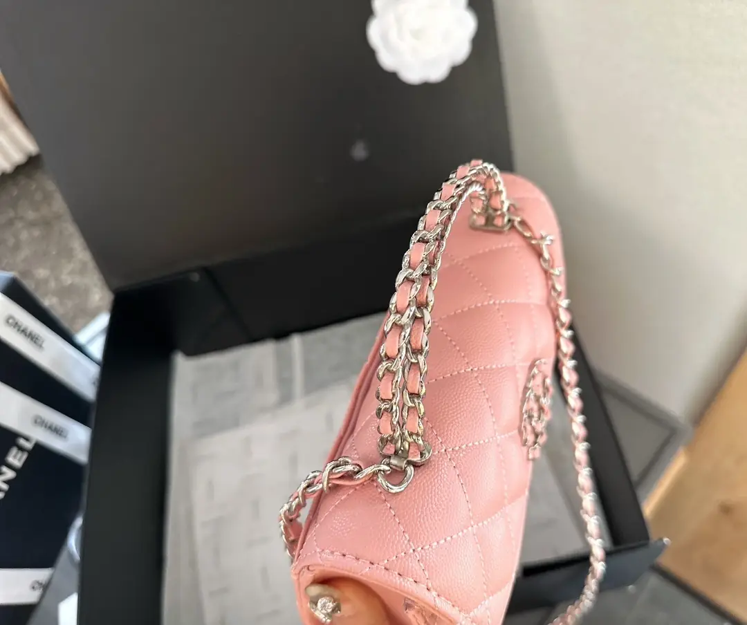 5227-61$-CHANEL gallery