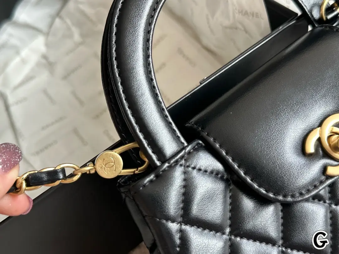 5228-58$-CHANEL gallery