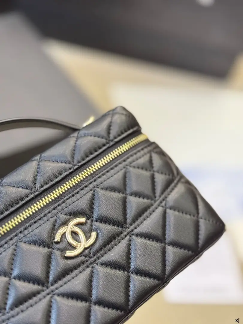 5300-63$-chanel gallery