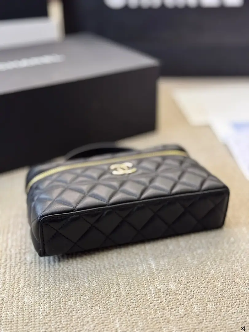 5300-63$-chanel gallery