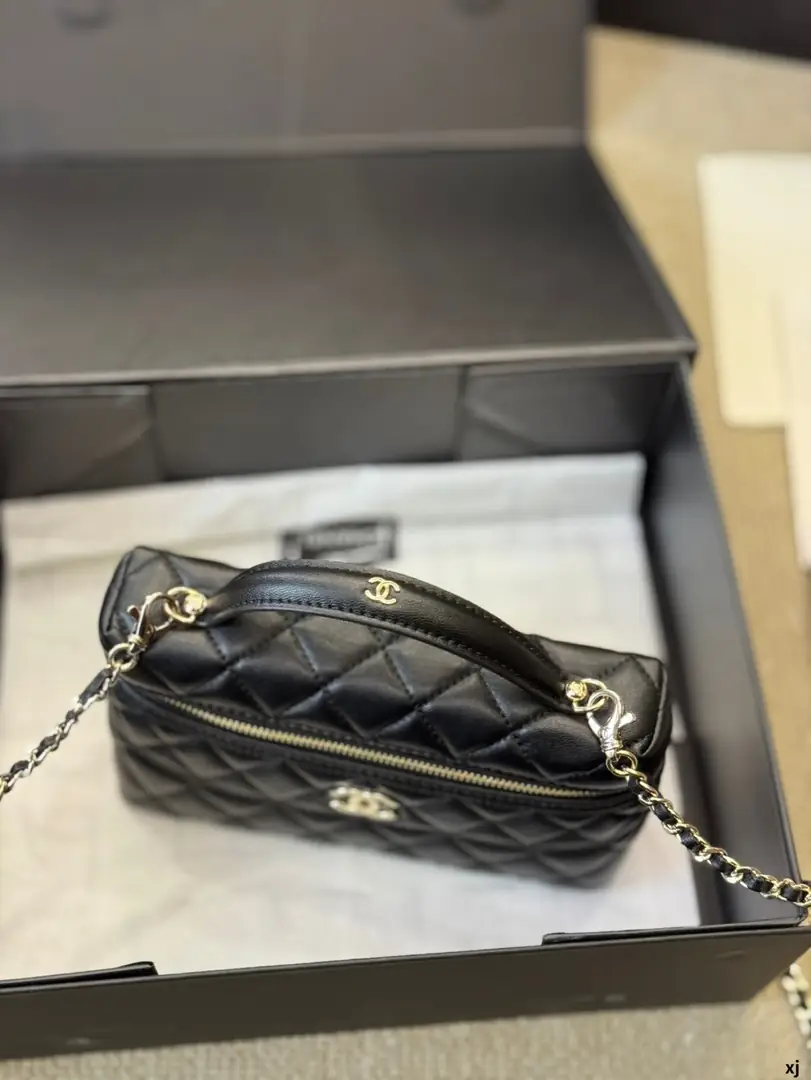 5300-63$-chanel gallery