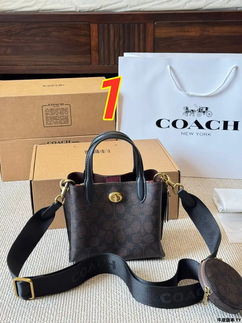 5429-65$-COACH gallery