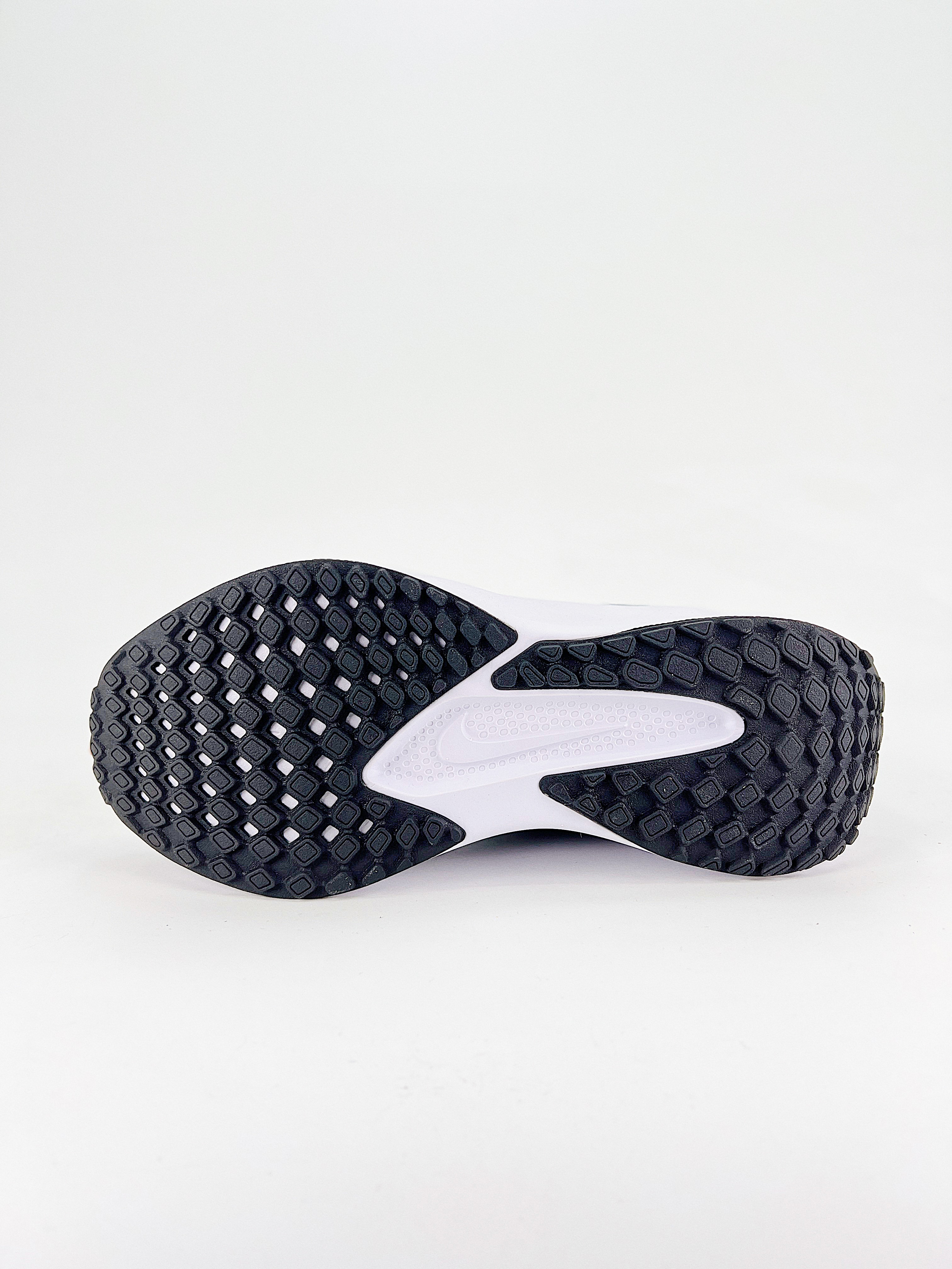 5477-59.99$-NIKE gallery