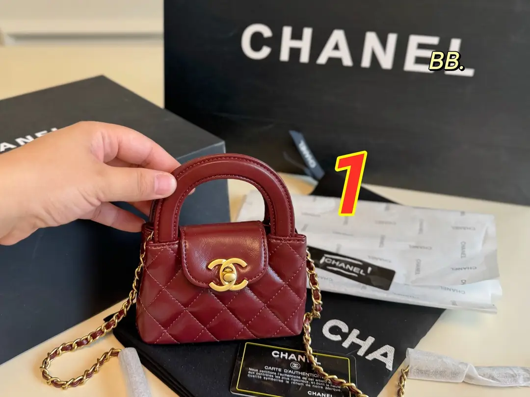 5489-58$-CHANEL gallery