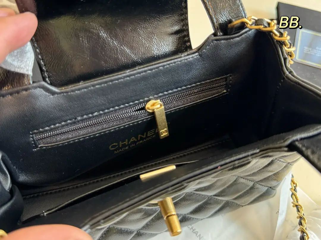 5490-59.99$-CHANEL gallery