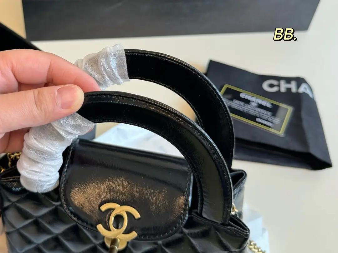 5490-59.99$-CHANEL gallery