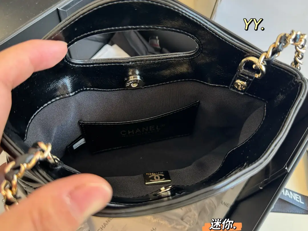 5496-59.99$-CHANEL gallery