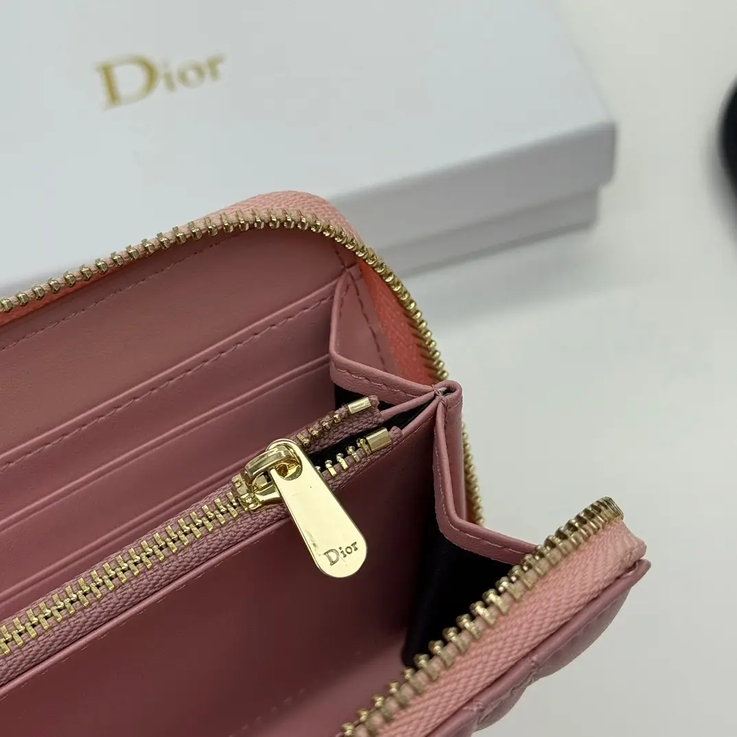 5519-52$-DIOR gallery