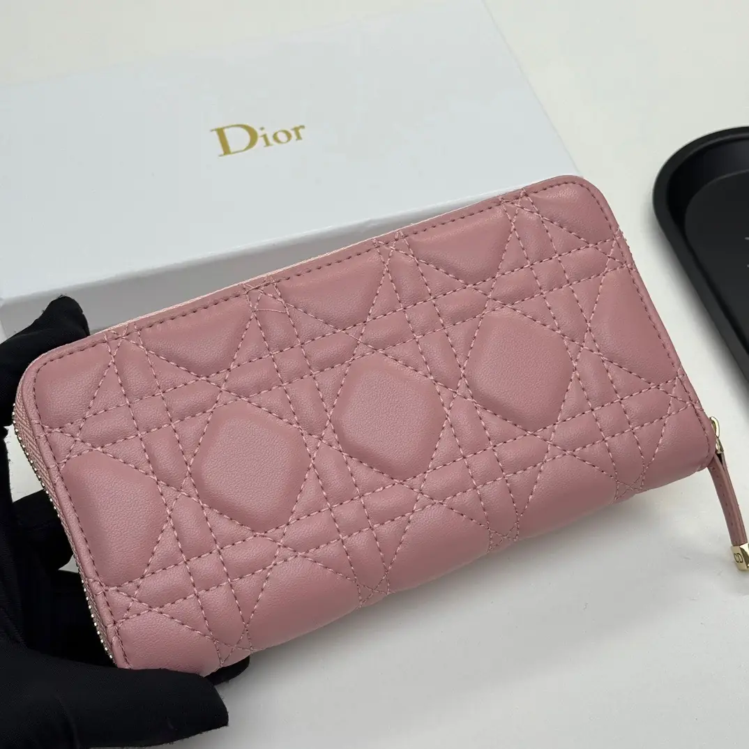 5519-52$-DIOR gallery