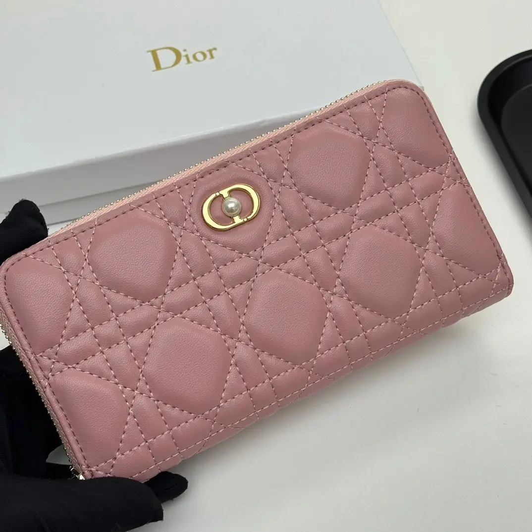 5519-52$-DIOR gallery