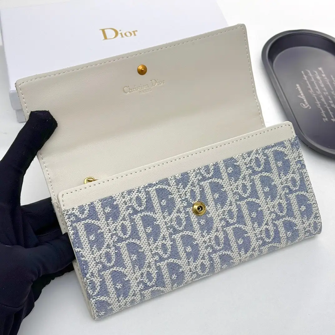 5519-52$-DIOR gallery