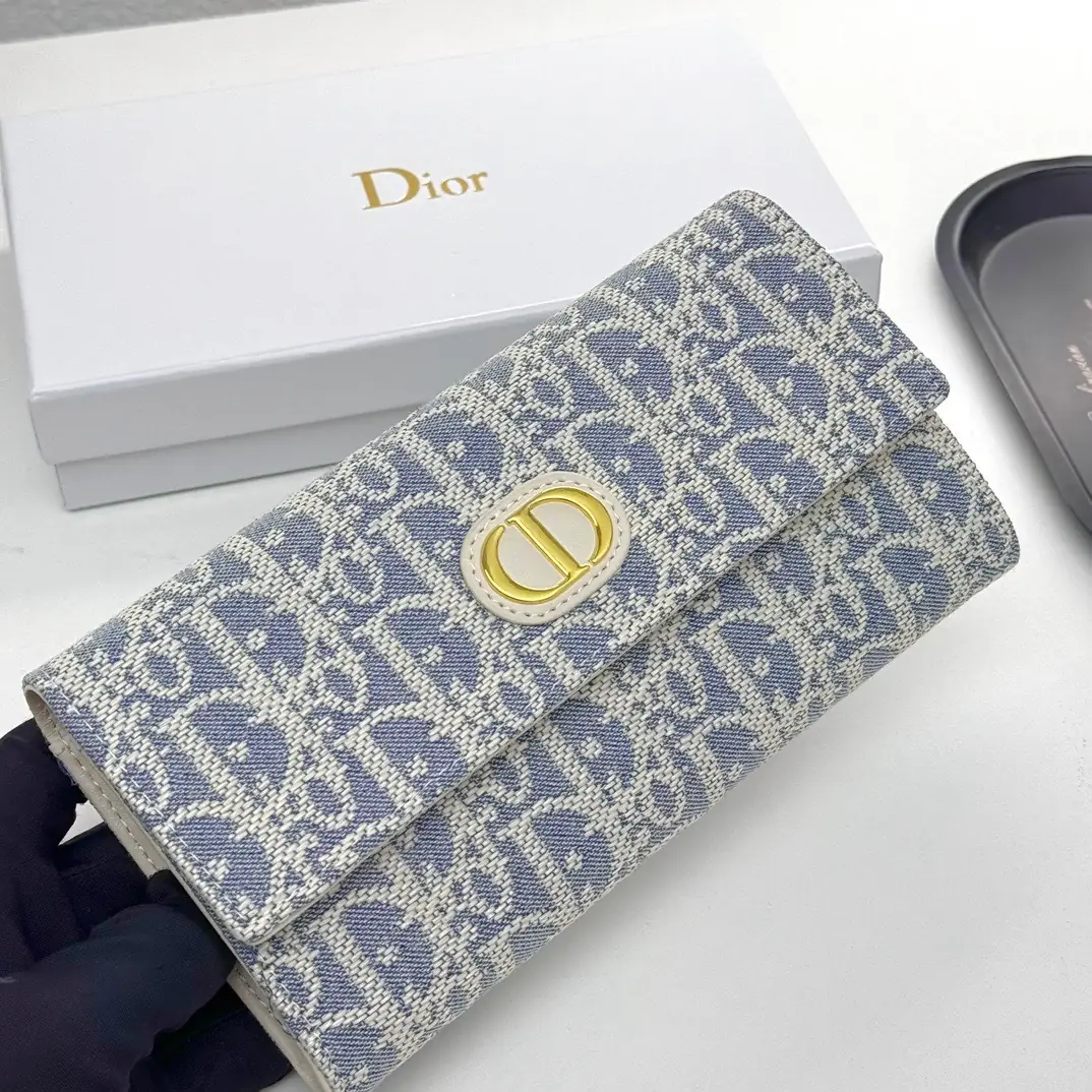 5519-52$-DIOR gallery