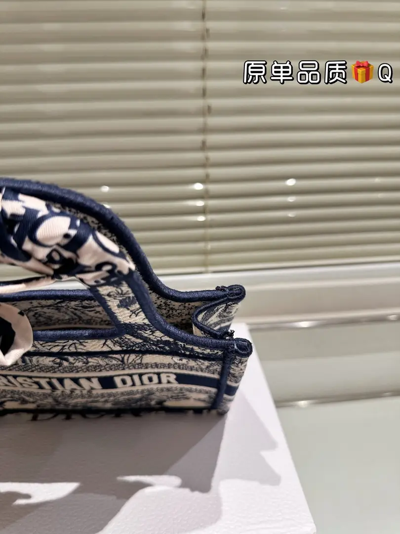 5521-59$-DIOR gallery