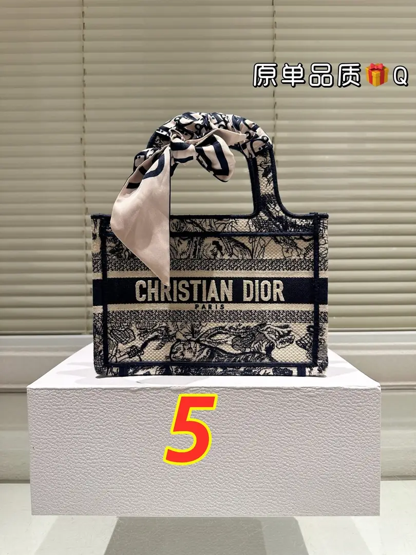 5521-59$-DIOR gallery