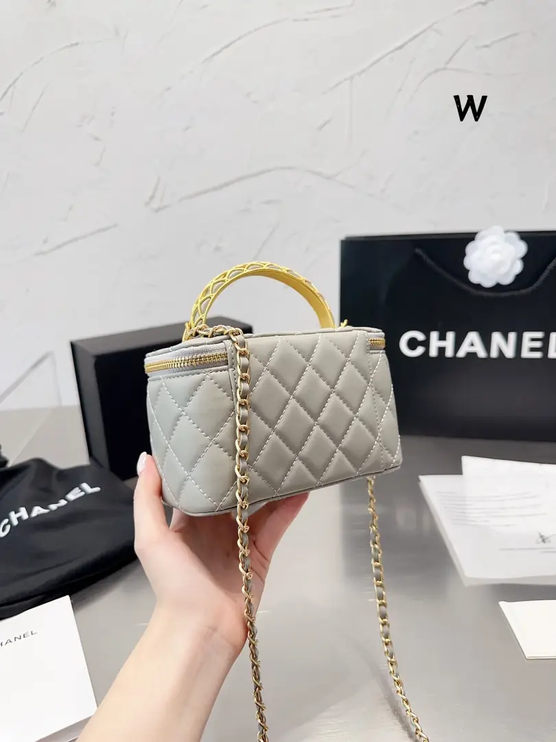 5524-61.88$-CHANEL gallery