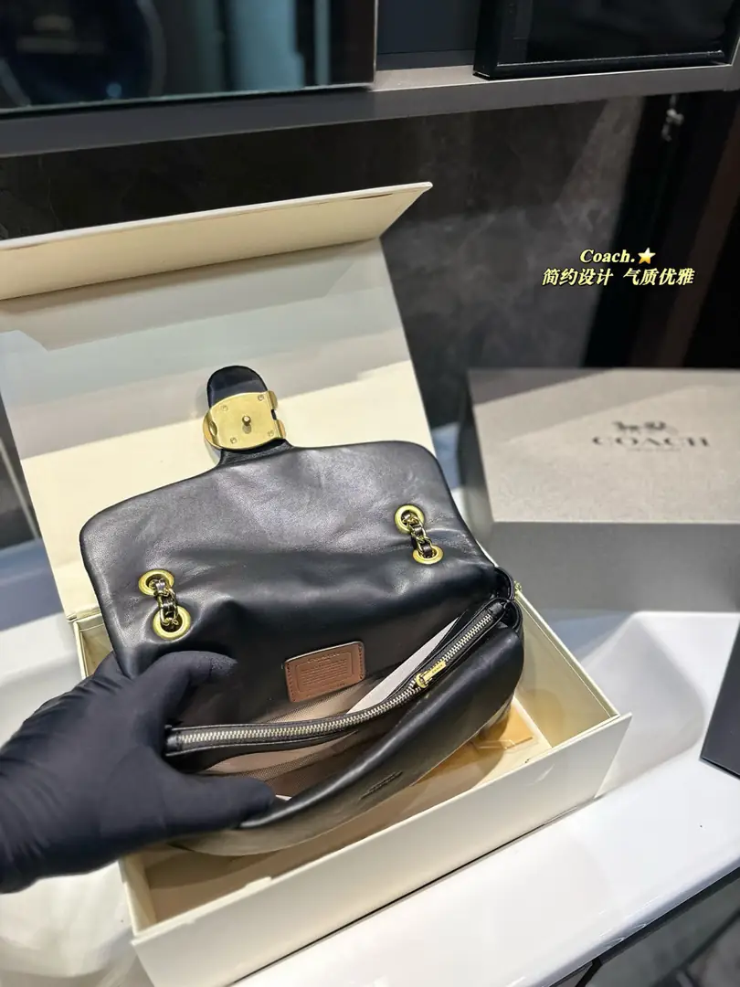 5525-63$-COACH gallery