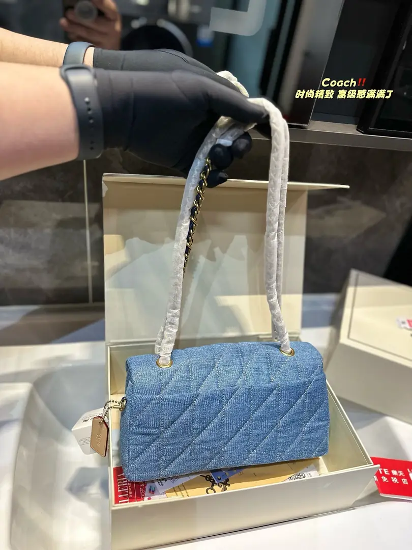 5526-69.99$-COACH gallery