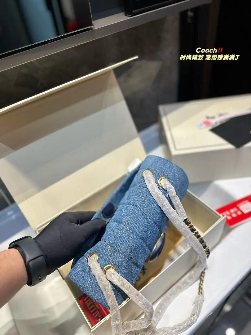 5526-69.99$-COACH gallery