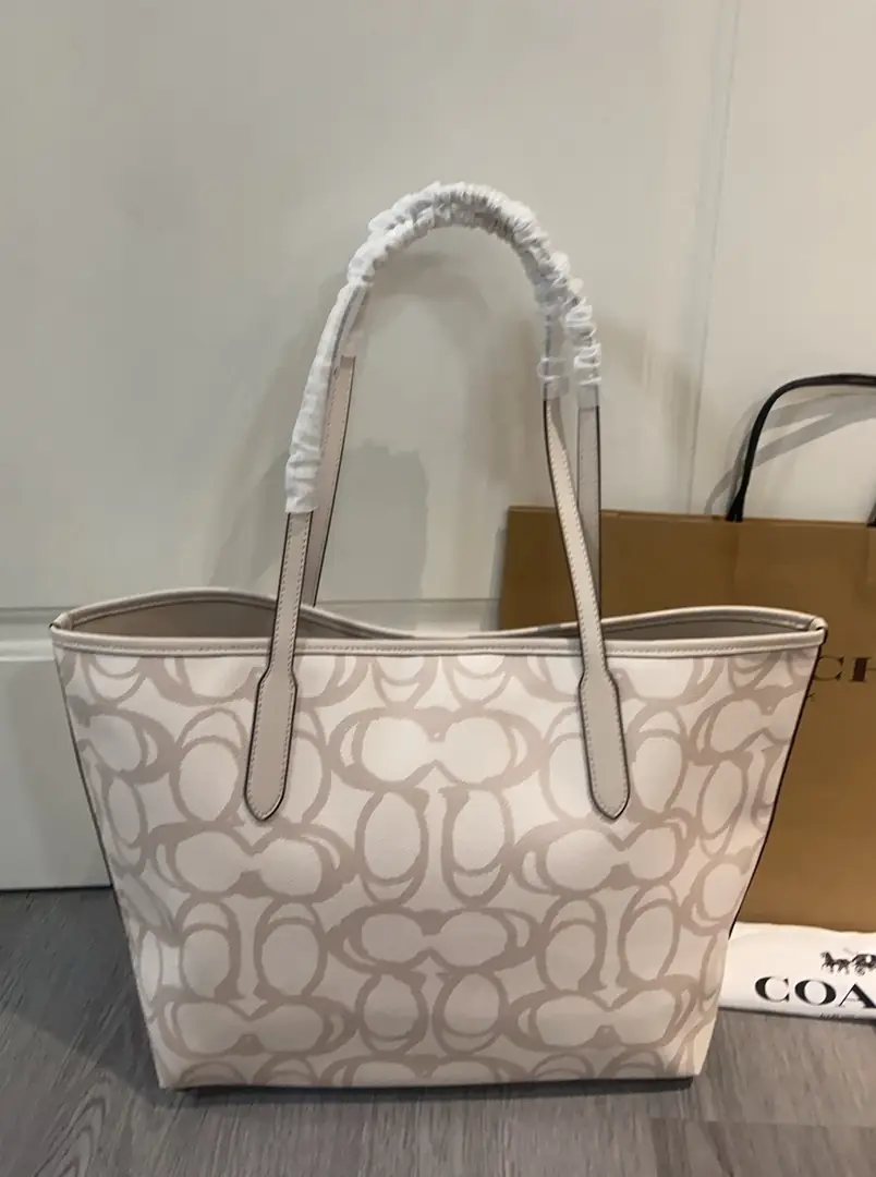 5528-63$-coach gallery