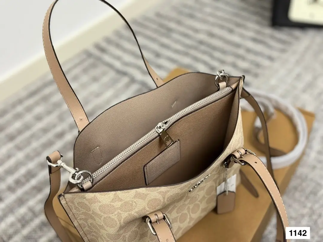 5532-63-COACH gallery