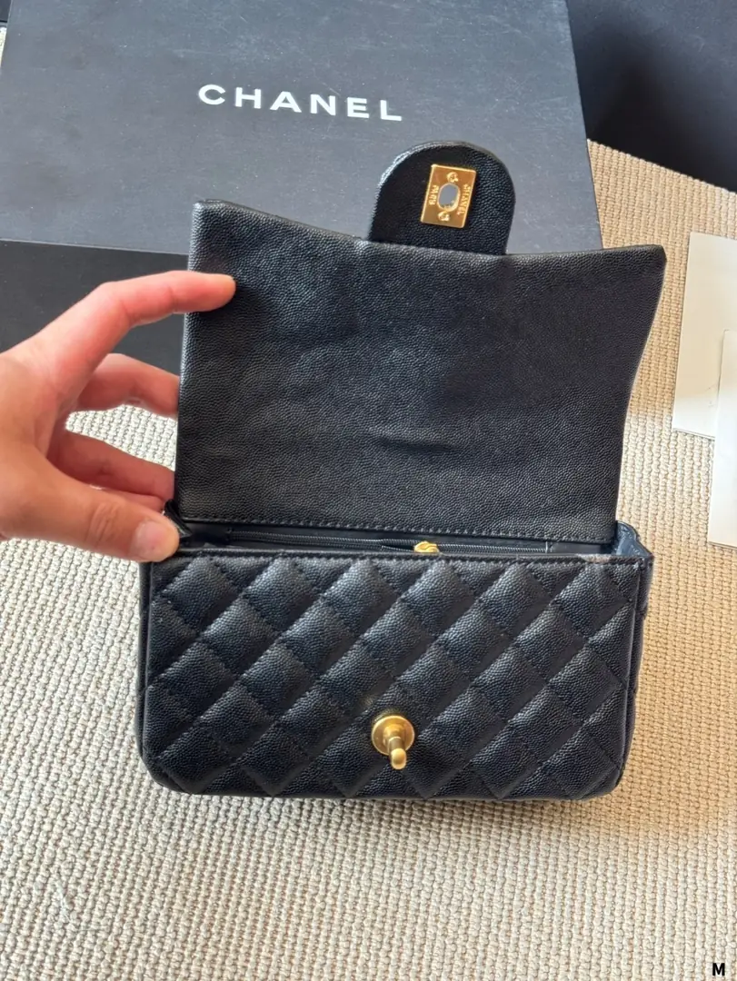 5544-59$-CHANEL gallery