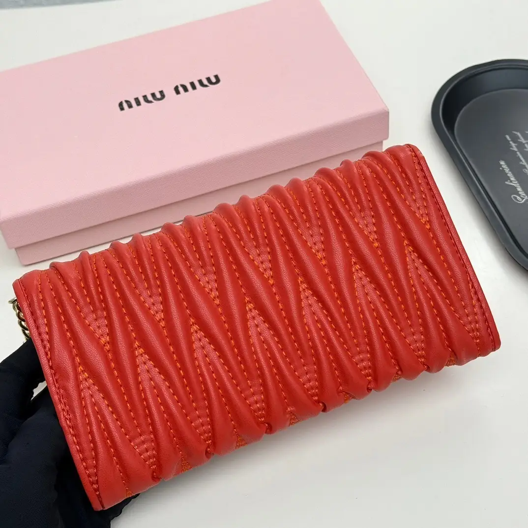 5546-52$-MIUMIU gallery